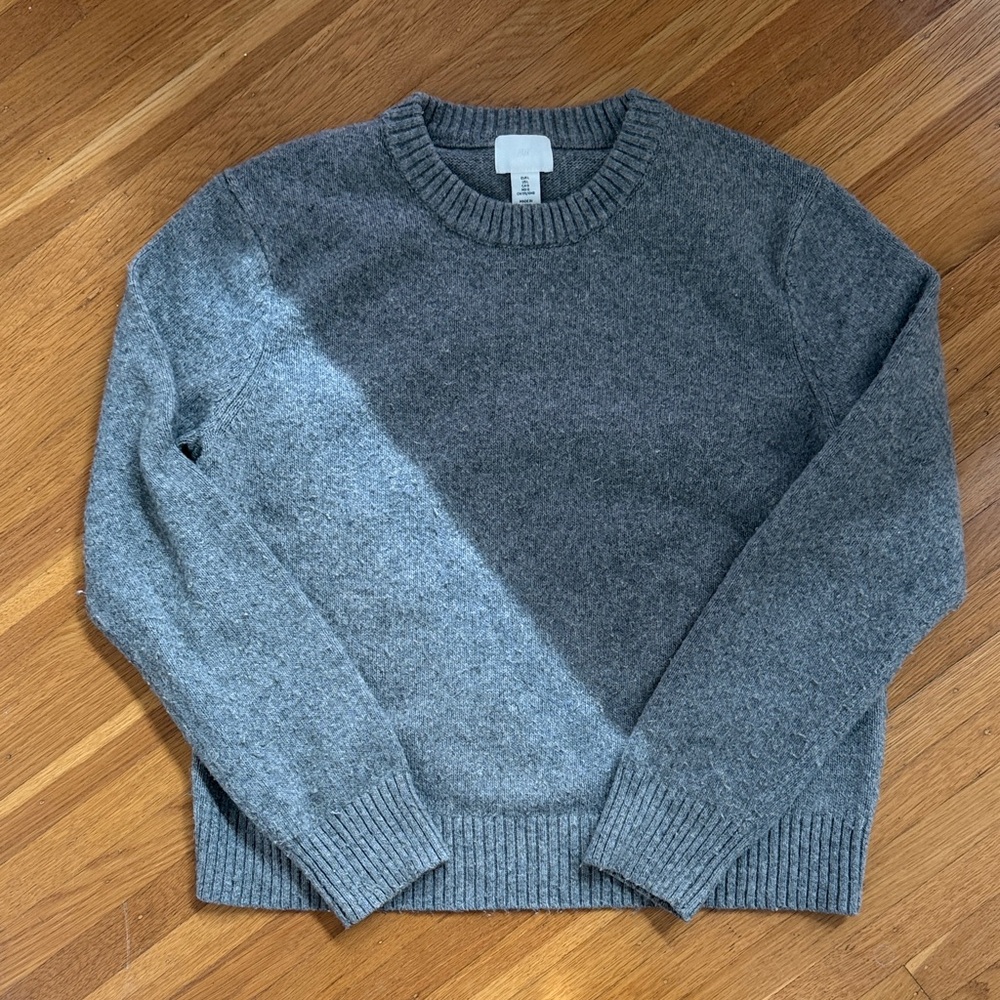 Women’s Gray Sweater
